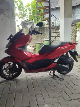 Seperti baru!! Honda PCX CBS 2024 KM 13rb