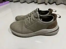 Sepatu Skechers