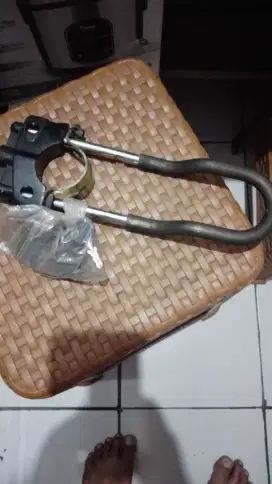 Kunci pengaman sepeda motor