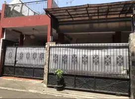 HUNIAN BAGUS LUAS PINGGIR JALAN AKSES 2MBL CONDET JAKTIM SHM