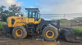 Wheel Loader SHANTUI 3,6 M³. 5Ton