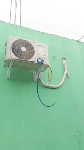 Jasa servis AC kulkas frezer showcase mesin cuci dan bongkar pasang AC