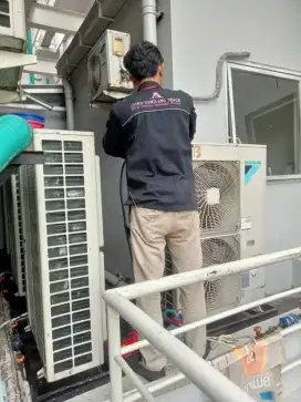 Jasa servis AC kulkas frezer showcase mesin cuci dan bongkar pasang AC