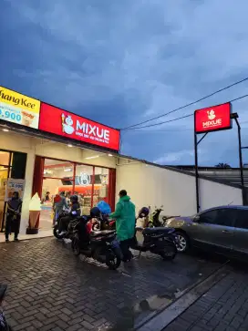 Disewakan cepat Ruko di Pamulang. Lokasi strategis depan UNPAM
