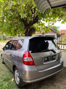 Dijual Honda jazz 2005 manual istimewa