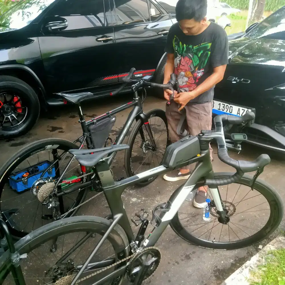 service sepeda panggilan