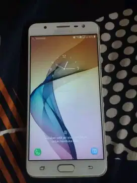 Samsung galaxy j7 prime