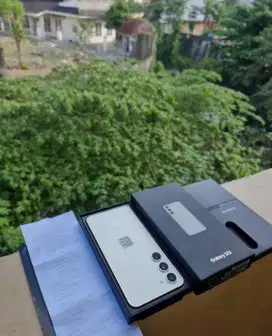 Samsung Galaxy S23 5G 8/256 GB SEIN Kondisi Bagus Siap Pakai