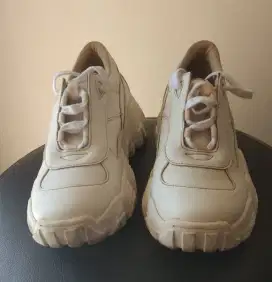 Sepatu wanita masih bagus