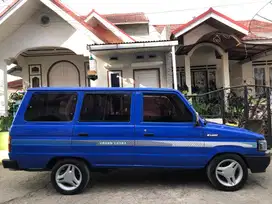 Kijang super deluxe 1994