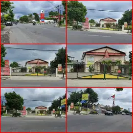 Bangunan ruang usaha atau kantor pinggir jalan raya mantrijeron