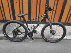 Sepeda gunung ukuran 27,5