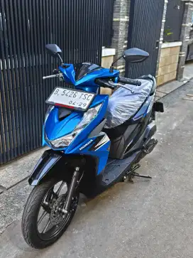Bissmillah dijual motor Honda beat like new 2024 istimewa