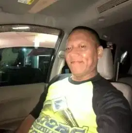 Mencari pekerjaan sebagai Supir Pribadi