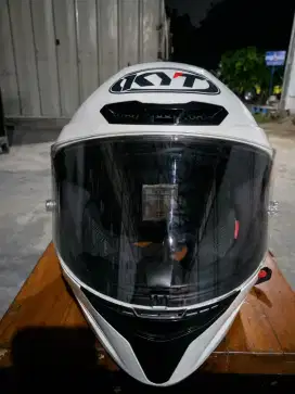 Helm Kyt TTC PutihGlossy