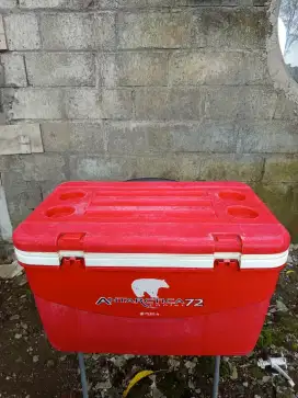 Lion Star Ice Box Kotak Pendingin Antarctica Cooler Jumbo 72 Liter