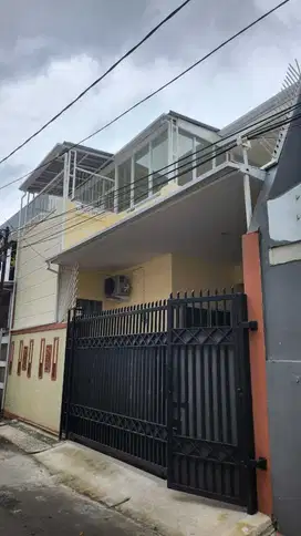 Dijual Cepat Rumah 2Lantai Siap Huni di Cipinang Jakarta Timur