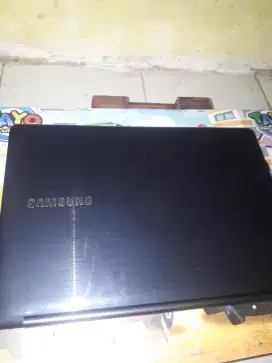 Laptop samsung Ativbook 9 NP905s 4gb/ssd128gb slim