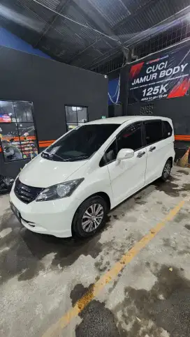 Honda Freed PSD 2012