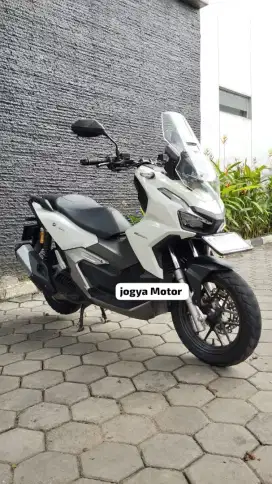 Honda adv 160 cbs tahun 2023 cash credit