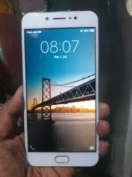 Hp Vivo V5,Ram 4/32,hp saja,kondisi normal ori.