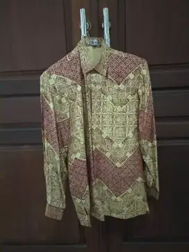 Kemeja Batik Sutra
