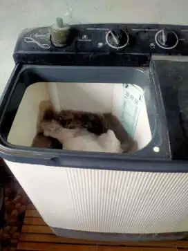 Dijual peralatan elektronik