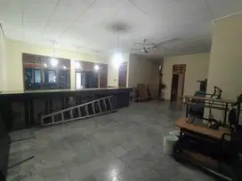 Ruang Usaha Tengah Kota Di Jalan Pemuda Semarang