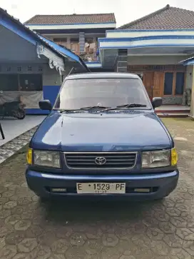 Kijang kapsul LGX bensin