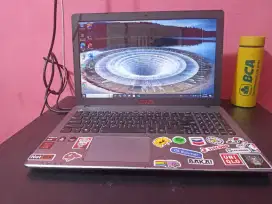 Laptop Asus X550ZE / Amd A10 7400P / 8GB / SSD 128GB / 15.6 VGA AMD 1G