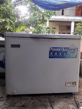box freezer modena 200 ltr