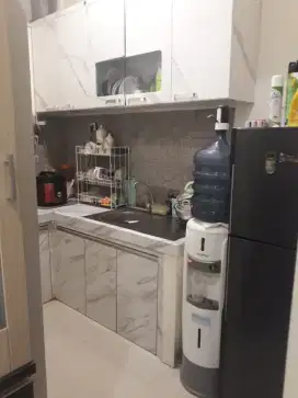 Kitchen Set Atas Panjang Minimalis