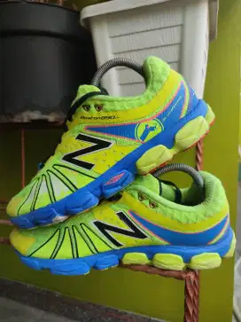 SEPATU NEW BALANCE RUNNING
