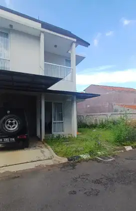 Rumah 2 lantai @ cluster dekat sekolah al Azhar dan St Pondok Ranji