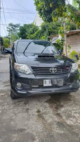 Toyota Fortuner TRD Sportivo VNT 2.5 G Diesel Automatic Tahun 2014