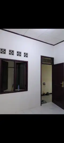 Dijual rumah 3petak baru renov