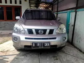 Nissan X-Trail 2010 Bensin