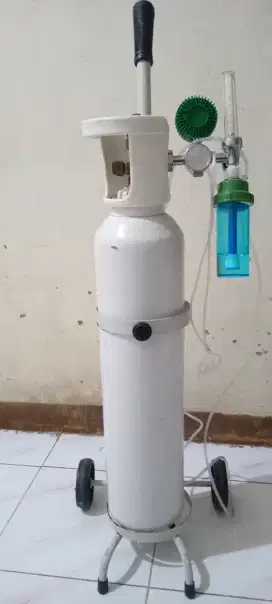 Tabung oksigen + Troli + Regulator