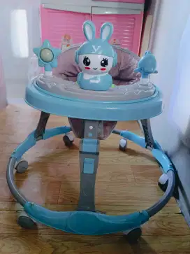 Baby walker mastela bonus matras air buat latihan tummy time