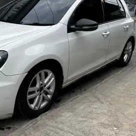 Volkswagen Golf 2011 Bensin