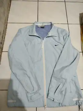Jaket windbreaker nike