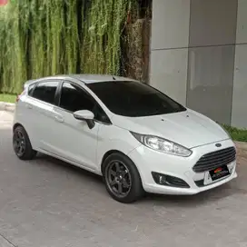 Fiesta 1.5 S AT 2013 Facelift Velg Keren Mulus Terawat Siap Gaspolll