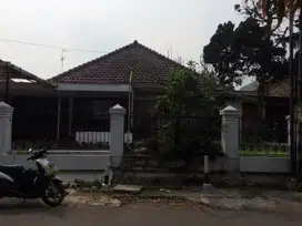 Jual Rumah kokoh sayap surapati dekat gedung sate bandung