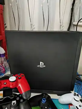 Ps4 pro Ori seri 72