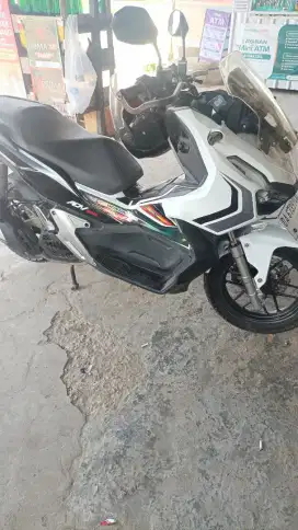 Jual Adv 150 (ABS) Tahun 2019 Pakaian Pribadi - Nego Tipis