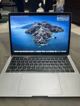 MACBOOK PRO 13 INCH 2019 TOUCHBAR CORE I5 8/128GB EX IBOX