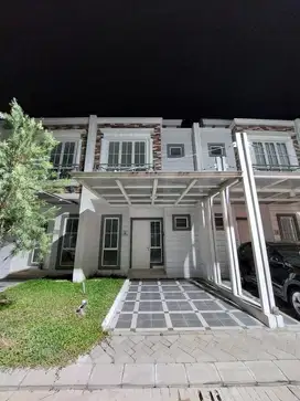 Disewakan Rumah Monaco Town House