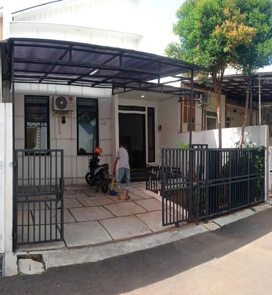 Dijual rumah Bintara Jaya, 2 lantai, bebas banjir