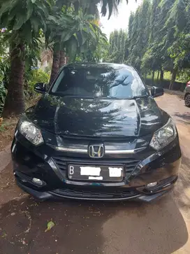 HR-V E CVT MATIC 2018 HITAM