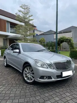 Mercedes Benz E250 CGI 2010 A/T